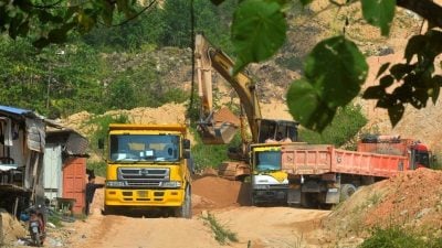 陆兆福：与交通部合作   吁重审采矿许可制 治超载