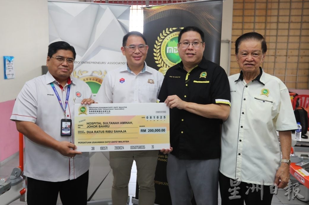 **已签发**柔：林添顺：望更多私人界参与捐赠医疗器材行动