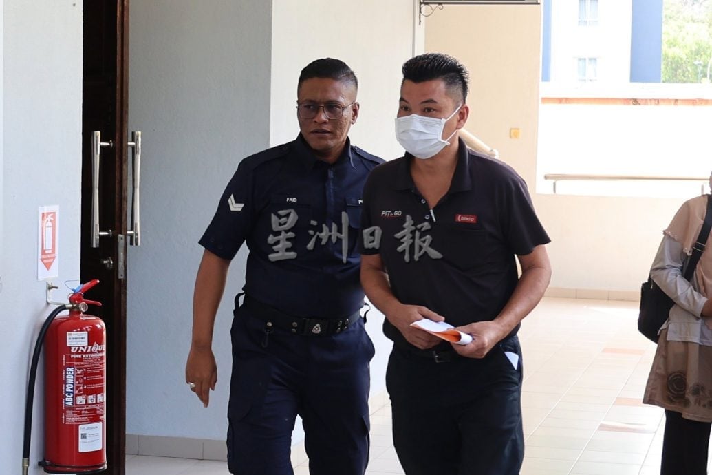 芙蓉酒吧群殴命案,3华男被控持械骚动认罪 各罚款4000