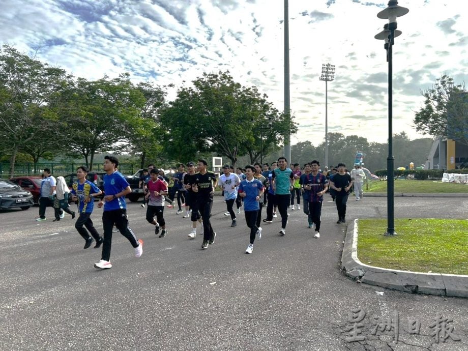 (古城版)千人参与南方环保公司与马来西亚马六甲技术大学联合举办的“我们回收”永续跑步活动