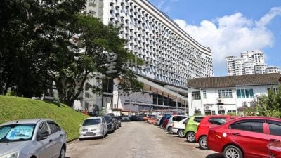 廉价屋居民路边停车接罚单  陈汇萍代民向警方求情