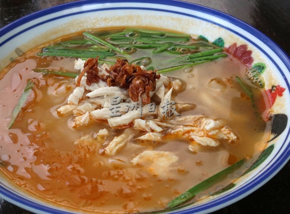 供星洲网：父母助阵、姐妹掌厨 携手煮出家的味道