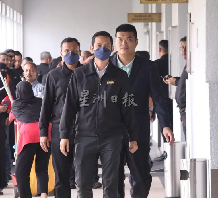 沙巴贪腐案|媒体久候逾3小时 刁健城仍未完成保释手续