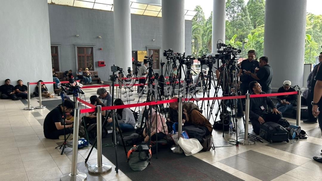 沙巴贪腐案|媒体久候逾3小时 刁健城仍未完成保释手续