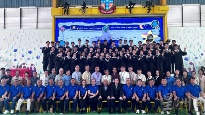 郑孝川：学术表现每况愈下   政府应恢复考试制度