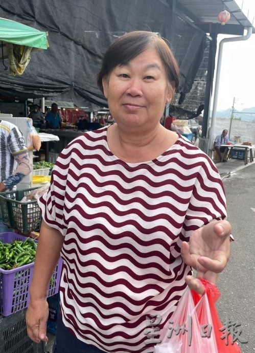 雨季致收成减 菜价“一飞冲天”