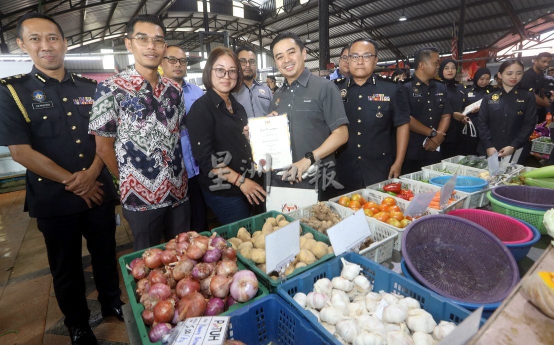大都会/涉及“骗秤”或没有明码标价业者 初犯者将面临罚款 屡犯者则将被提控上庭/6图