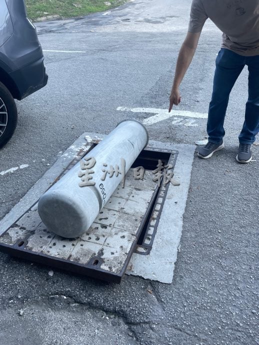 霹：已签∕p10头∕怡胡申路现流浪汉 设施缺失 市议员争取尽快修复沟渠盖