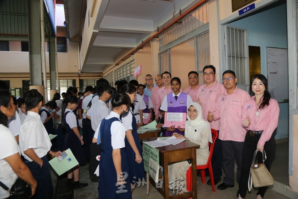 崇华华中入选全国STI100计划 成霹重点STEM发展学校