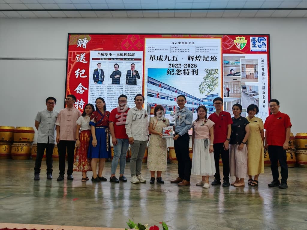 (古城第六版主文)饶雪桃春风化雨38年,最大成就是奉献一生给教育