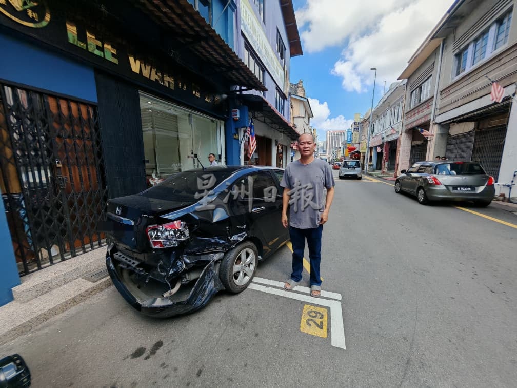 (古城第二版主文/签发)武牙拉也路笔直,飙车飙摩托问题猖獗,如今再发生车祸,商家盼设减速线