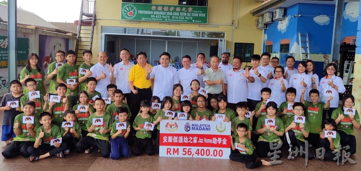 倪可敏：让人民理解政府努力 明年开动火箭咖啡店论坛