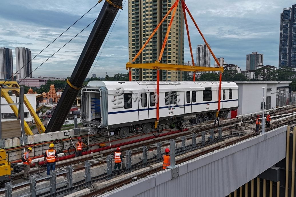 星角摄/RTS第四列车进站测试