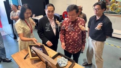 曹观友：须严谨研究 呈现槟历史遗产内涵