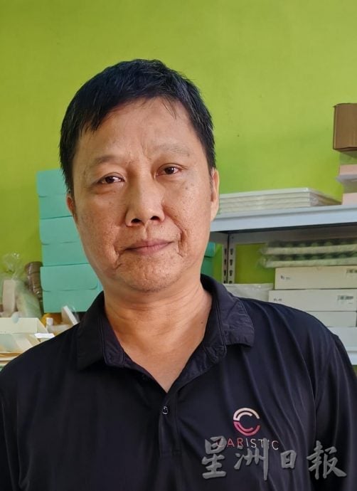 东：（已签发）促请政府把人民的心声听进心里