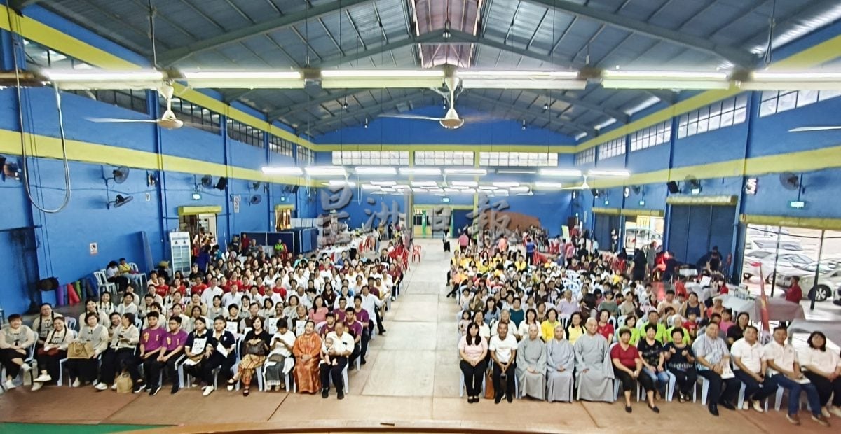 东：善导寺健康嘉年华凝聚善念 梁耀雯：携手共建有爱社区