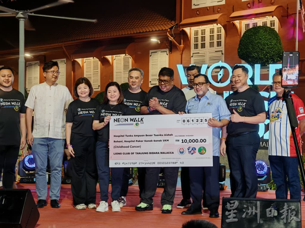 (古城封面主文)阿都拉勿夫:2026年推“马六甲夜生活2.0”,传统服饰参与可免费参观旅游景点