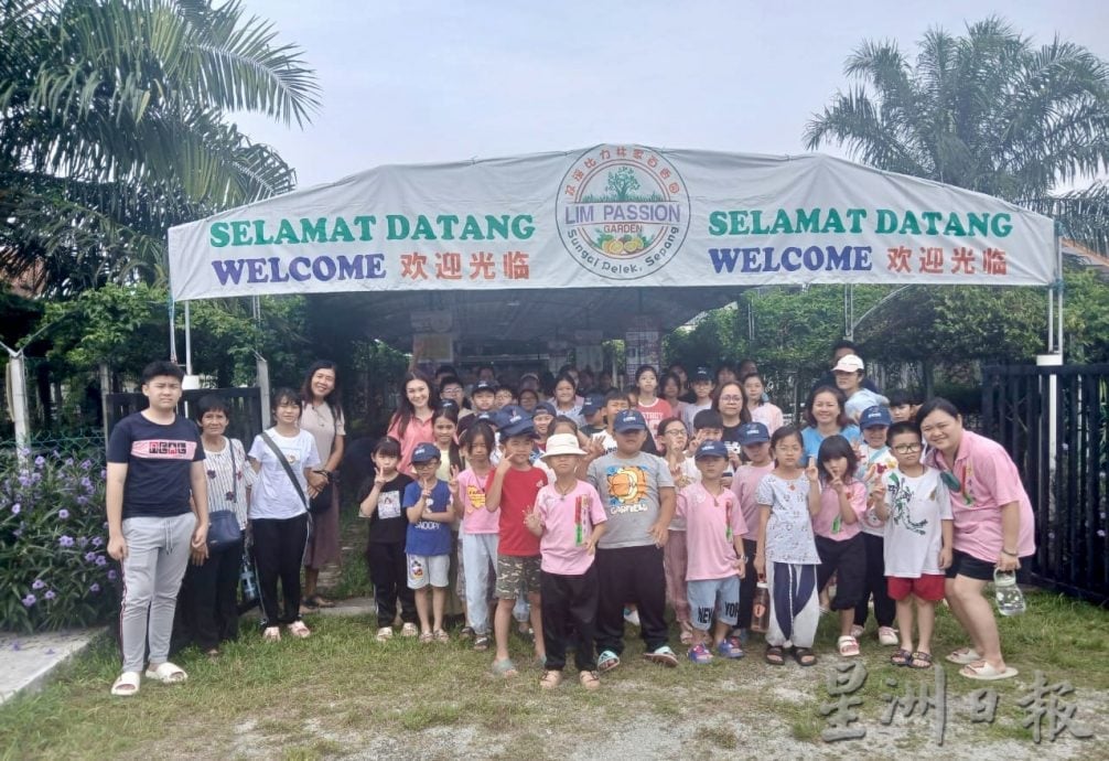 供星洲网/丹A华小勇走校外庆儿童节 创意艺术、农耕体验乐翻天