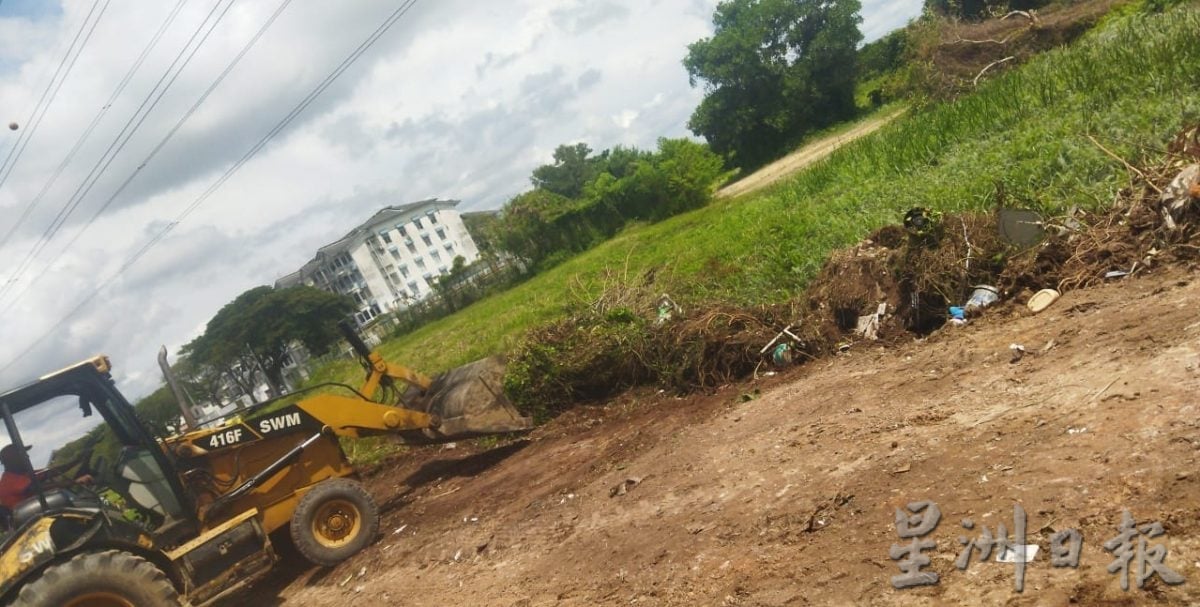 (古城第四版主文)晋巷丽雅公寓猴患垃圾问题·谢守钦促居民加强配合