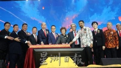 巴生客家公会联合惠州会馆会庆 谢富年捐10万