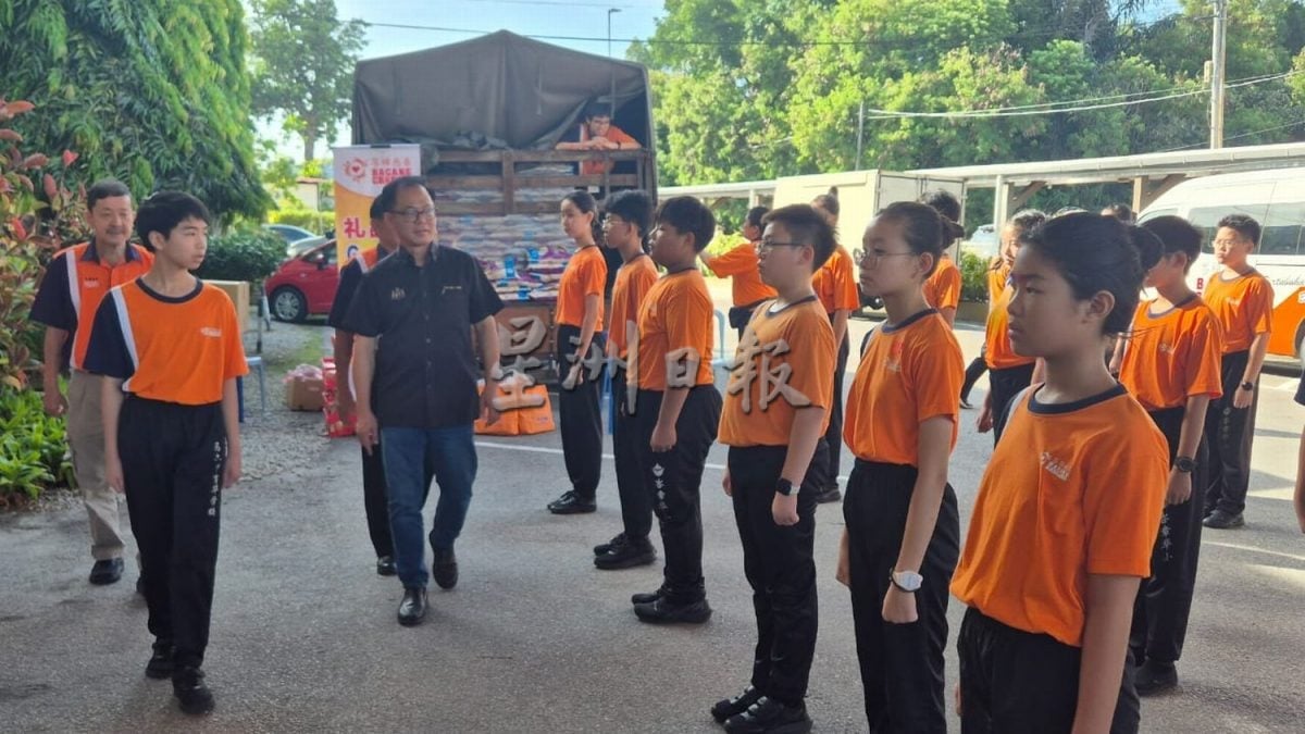 (古城第二版主文)“爱您”捐血运动503人成功捐血