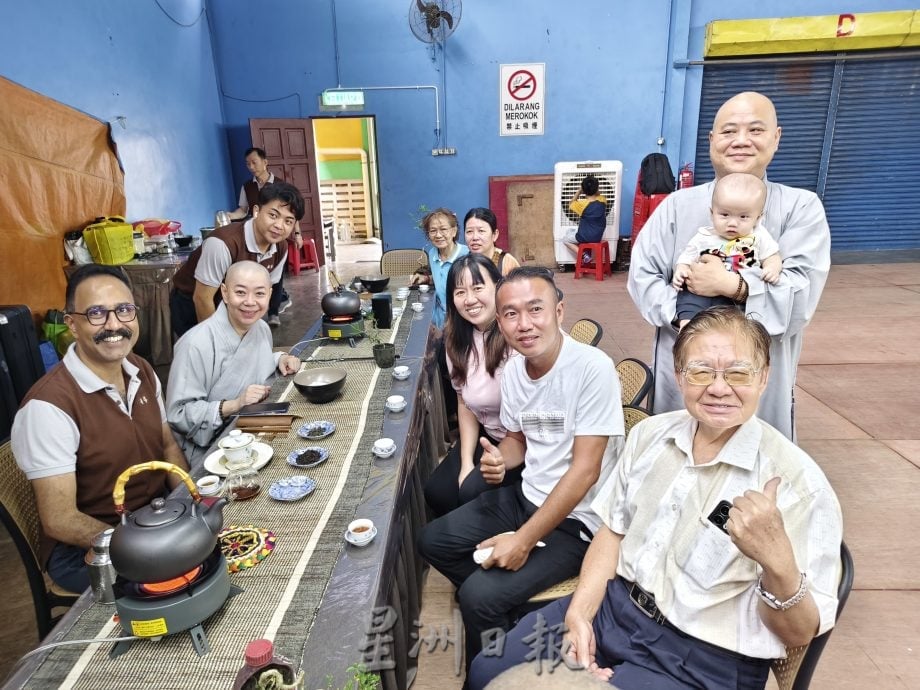 东:善导寺健康嘉年华凝聚善念 梁耀雯:携手共建有爱社区