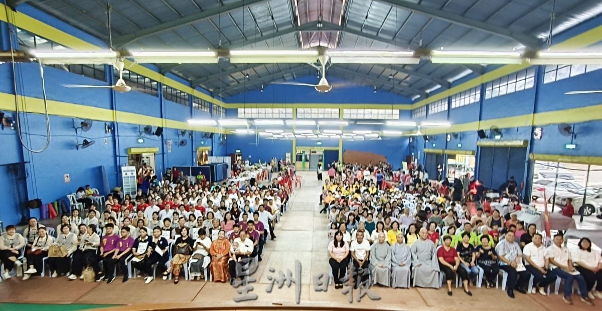 东:善导寺健康嘉年华凝聚善念 梁耀雯:携手共建有爱社区