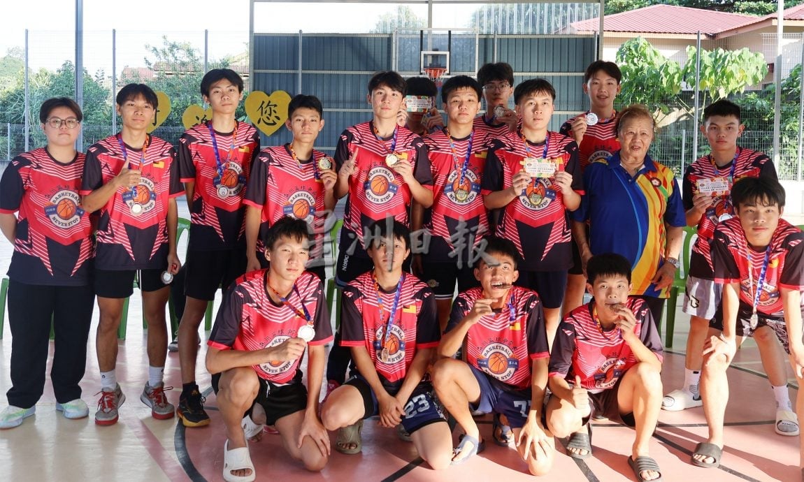 NS庇朥/ “森州篮球争霸赛”顺利落幕，LT CPNCRETE、比橘泥及roticanai勇夺冠军宝座。