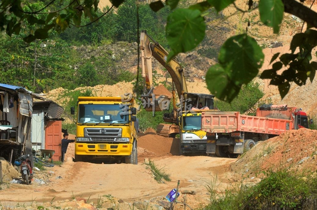 供星洲网：森州议会：陆兆福呼吁森州重审采矿许可制度，加强超载治理