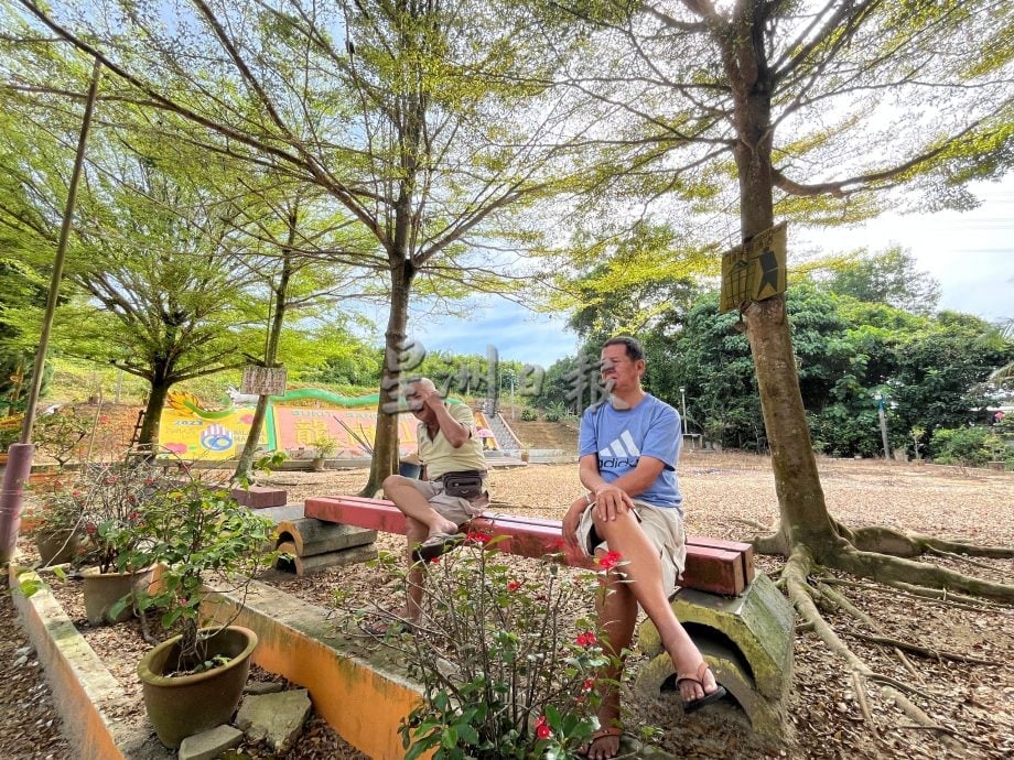 霹：第三版头∕不只吼声还现虎足迹 龙岗山封山丹那依淡热闹减