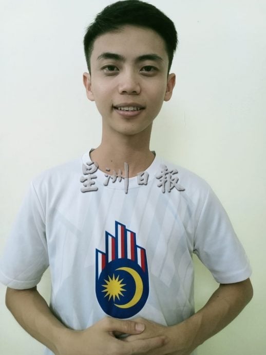 霹：第三版头∕不只吼声还现虎足迹 龙岗山封山丹那依淡热闹减