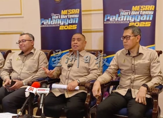 5676人待命应对第二波水灾 霹天灾指挥中心有效发挥作用