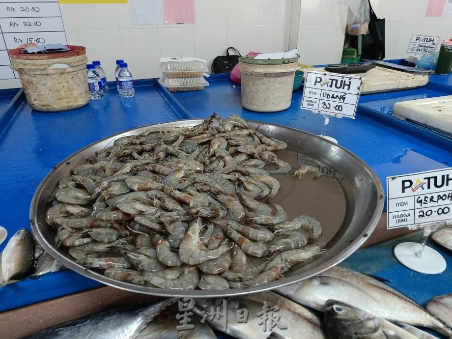 东:(已签发)蔬菜价波动 嘉丝莉莉:严密监控