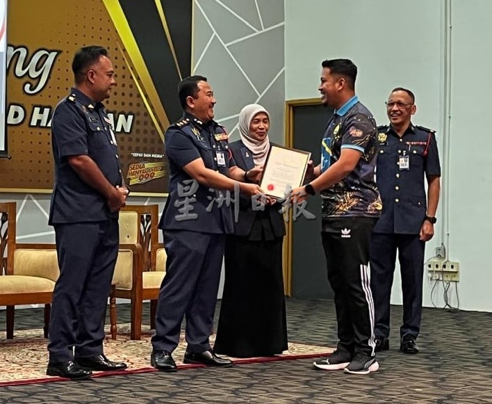 (古城第六版主文)甲州消拯局常月集会