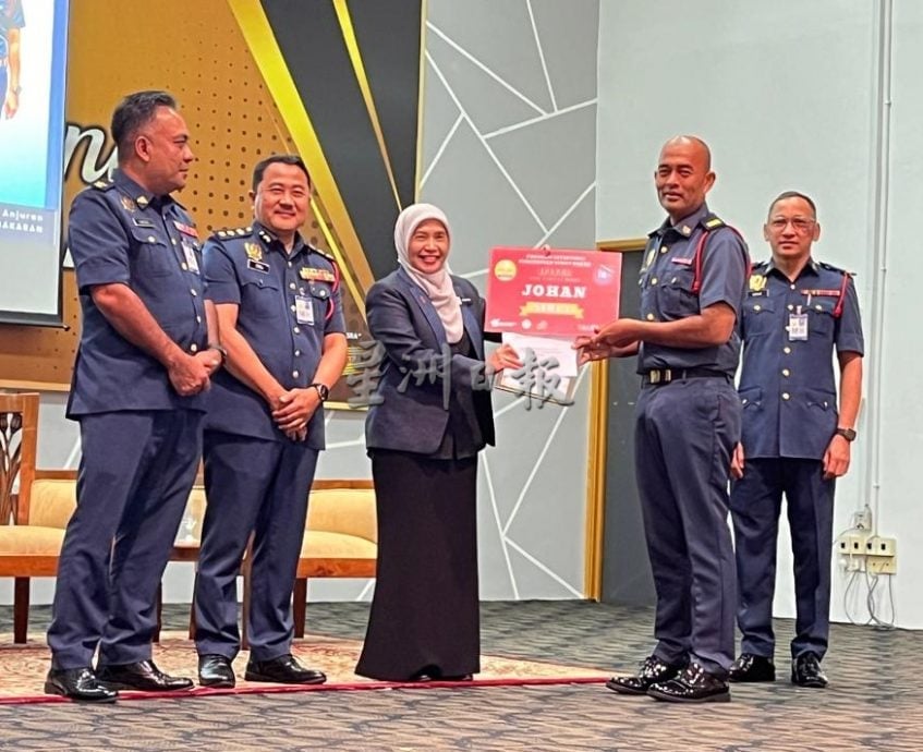 (古城第六版主文)甲州消拯局常月集会