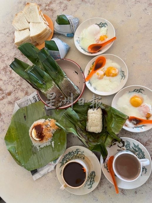 (预编12/12见报)村长揾食/合群茶室,吃的是人情味