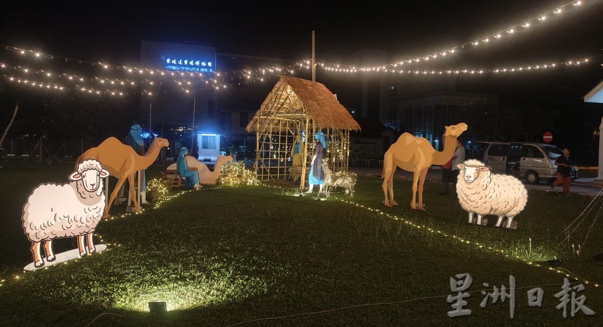 多个主题欢迎参观打卡 曼绒12教堂圣诞布置吸睛