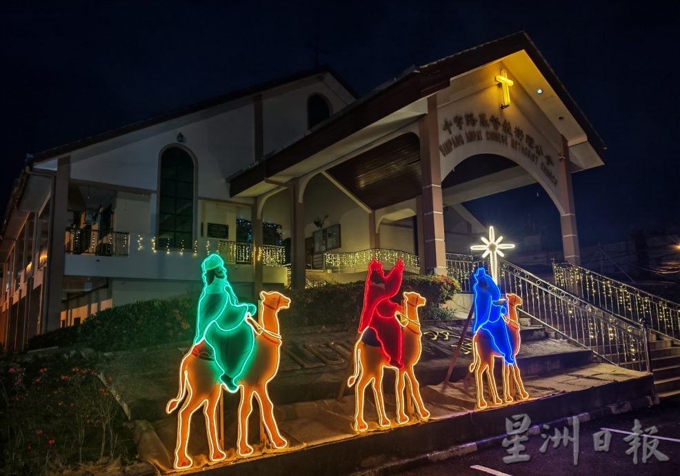 多个主题欢迎参观打卡 曼绒12教堂圣诞布置吸睛