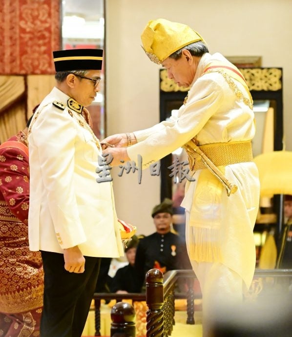 全国/雪州苏丹沙拉弗丁80岁华诞