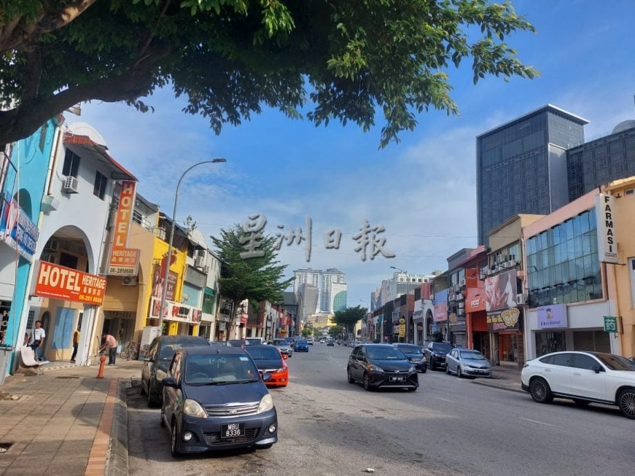 (古城封面主文)开放增设两个可卖酒的娱乐区