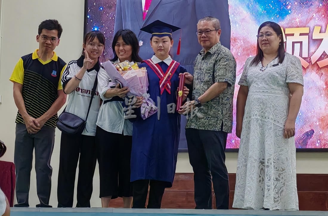 东：（已签发）吉打里华小明年开办二十四节令鼓班