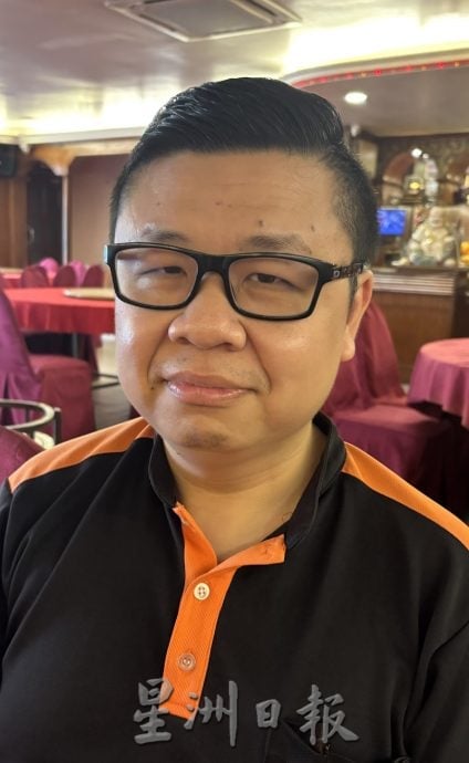 （已签发）柔：民生特工队：野狗聚集新村路段追人   市议会受促采取行动