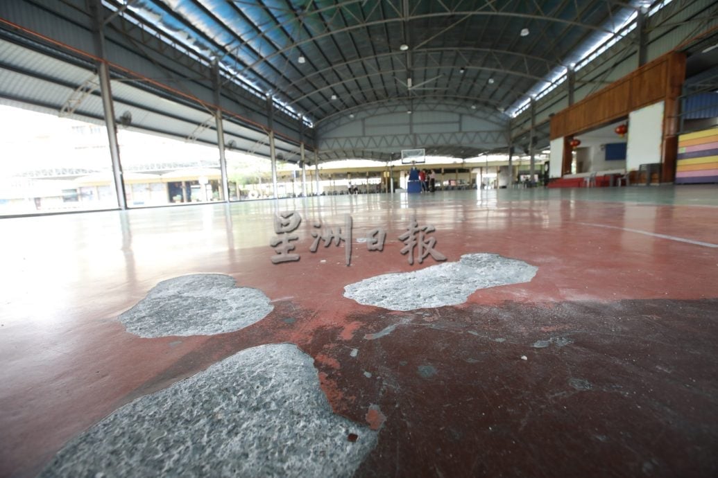 大都会（版2头）/丘钦瀚非官方访问鹅唛县3所学校