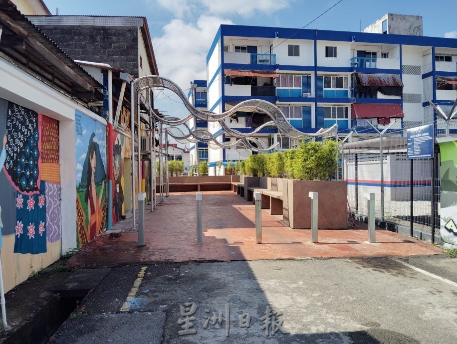 金山公主传奇化作壁画 县议会为东甲添上新亮点