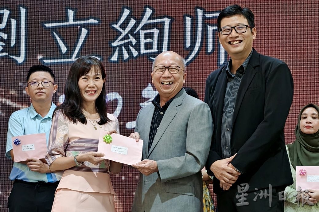 芙小获批建有盖活动广场 张庆生:迎113周年校庆重要里程碑