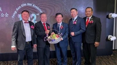 “历代首长促进槟州发展”  曹观友盼选民不变心