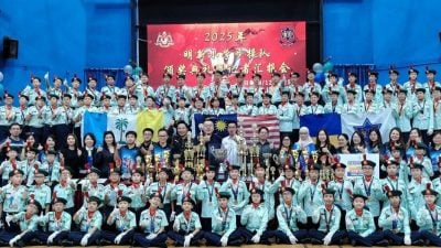 坚守4“不”宗旨 明新小学步操队成绩斐然