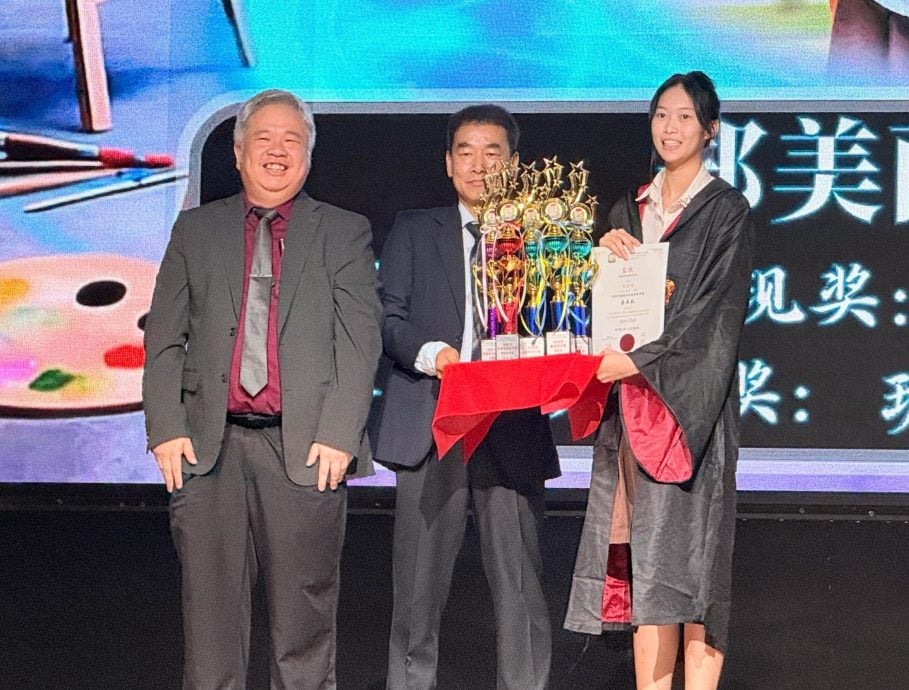 VIP文(大北马)大年新民独中毕业礼颁奖 星洲学记获奖