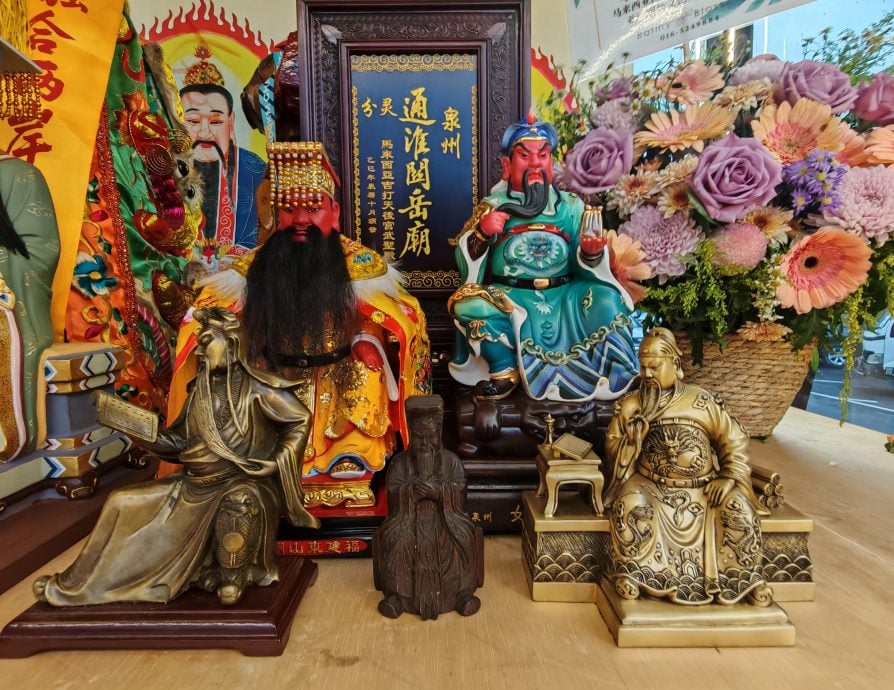 VIP文(大北马)远从中国来马 五大关帝围炉团圆