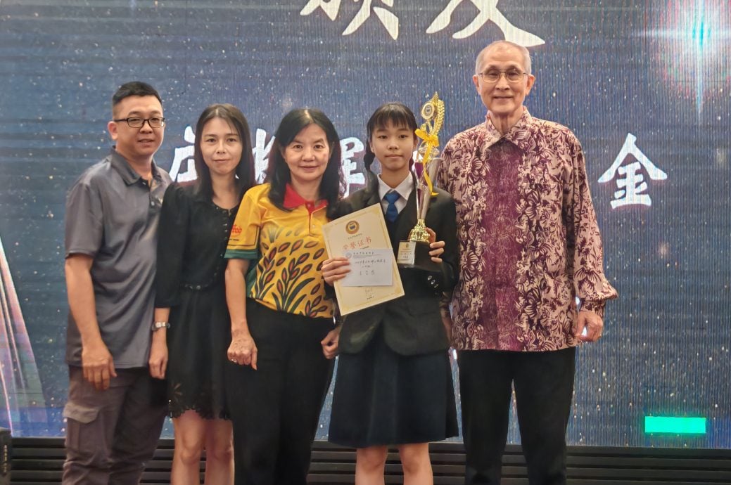 vip文(大北马)陈梅卿:教师会主要举办赛会,栽培人才。